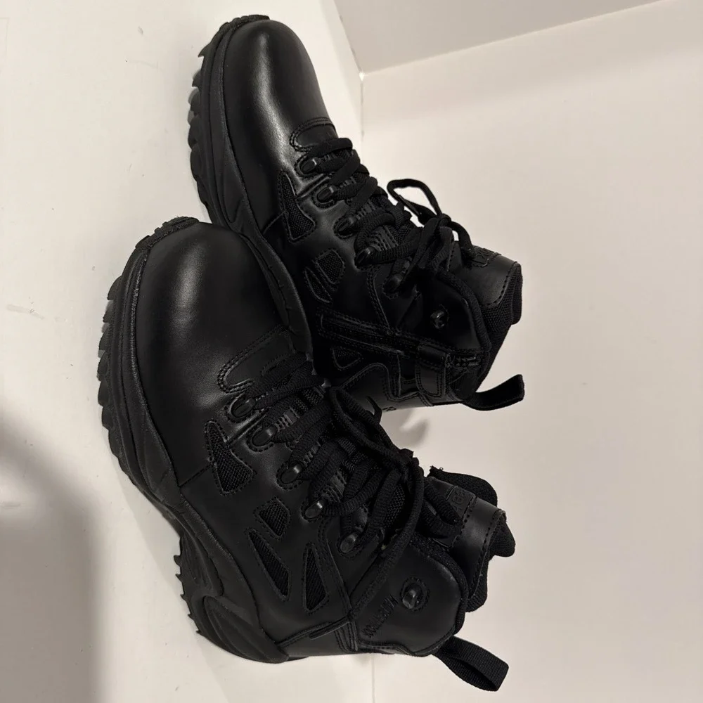 REEBOK 6